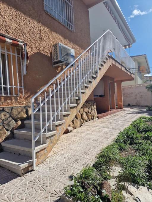 Primera Planta Completa, El Alamo El Álamo Exterior foto